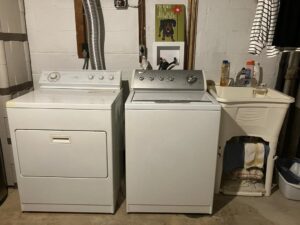 alt="Whirlpool Washer and Dryer"